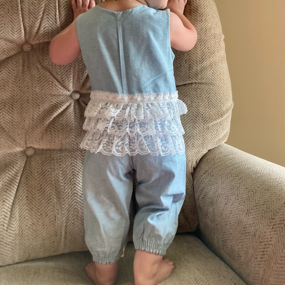 Handmade?  One piece girls chambray outfit w/lace ruffle-butt.  12 mos?  No tags